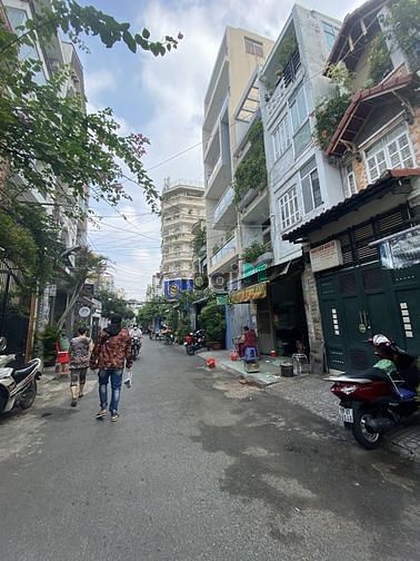 Hình ảnh Bán gấp nhà đường 3 tháng 2 - 54m2