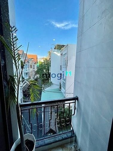 Hình ảnh Mb6623 nạp rút nhanh chóng ban công thoáng, full nội thất gần sân bay Tân Sơn Nhất