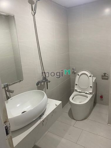 Hình ảnh Cho thuê nhà mặt phố Ô Chợ Dừa, 60m2*5 tầng thang máy, Mỹ Phẩm, Spa,…