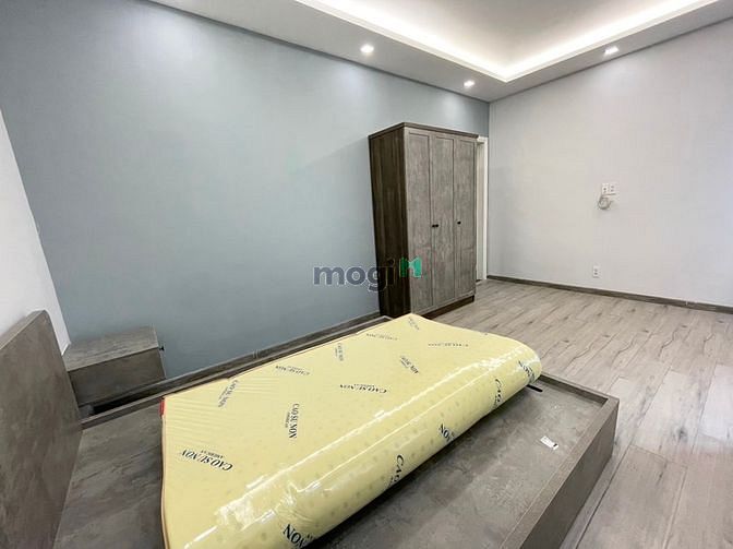 Hình ảnh Mb6623 nạp rút nhanh chóng studio balcony full nội thất . Ngay bộ công an chợ Bến Thành Q1