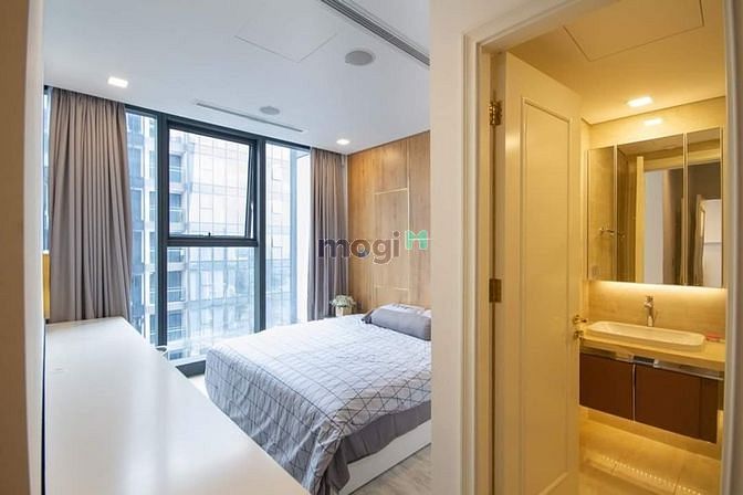 Hình ảnh 𝗩𝗶𝗻𝗵𝗼𝗺𝗲𝘀 𝗚𝗼𝗹𝗱𝗲𝗻 𝗥𝗶𝘃𝗲𝗿 Q1 - Loại: 2PN 2WC 78m2 - Giá