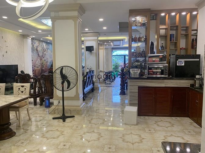Hình ảnh Biệt thự q8 - 160m2- đường có vỉa hè 30m