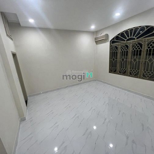 Hình ảnh Cho thuê biệt thự Phường Bình An Quận 2 DT 13.2x18m DTS 450m2 trệt 2L