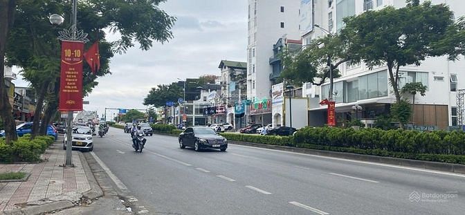 Hình ảnh Mặt phố Nguyễn Văn Cừ 1200m2, Mặt tiền 50m, Vỉa hè 9m - KD đỉnh cấp