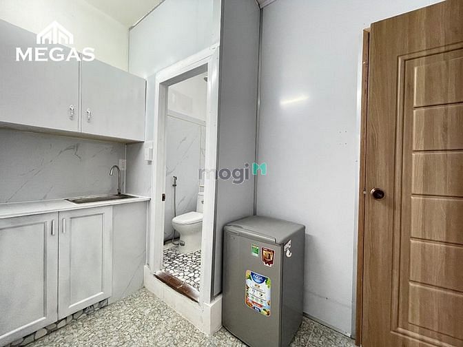 Hình ảnh Căn Hộ Có Bancol Thoáng Mát Ngay Hồ Con Rùa Quận 3 Giá Rẻ