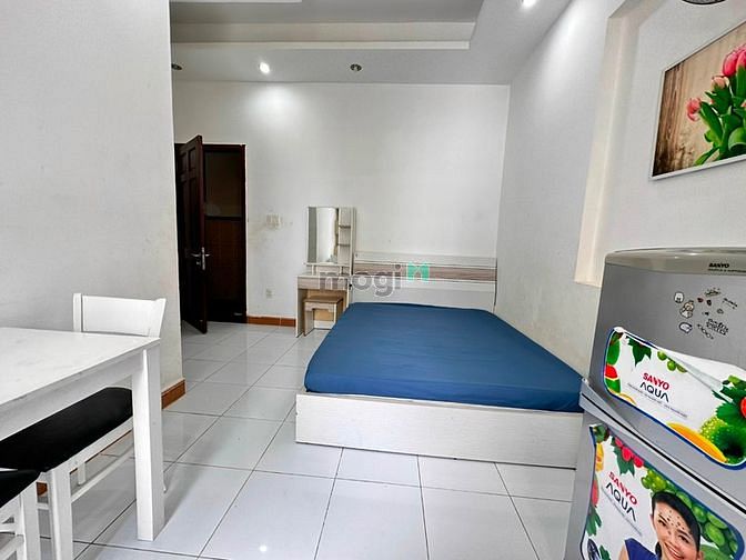 Hình ảnh Phòng Ban Công - Cửa Sổ 30m2 FullNT Ngay Gần Công Viên Thỏ Trắng