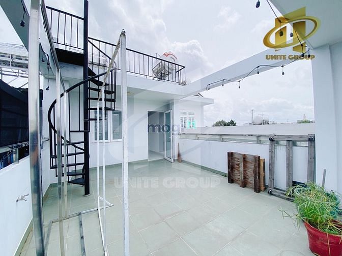 Hình ảnh Phòng đẹp ban công rộng siêu thoáng gần chợ Phạm Văn Hai Tân Bình