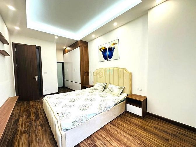 Hình ảnh THẬT! Bán nhà Hoàng Quốc Việt, CỰC ĐẸP, FULL NỘI THẤT, Ô TÔ ĐỖ CỬA