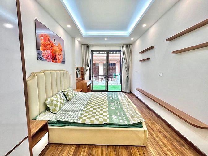 Hình ảnh THẬT! Bán nhà Hoàng Quốc Việt, CỰC ĐẸP, FULL NỘI THẤT, Ô TÔ ĐỖ CỬA