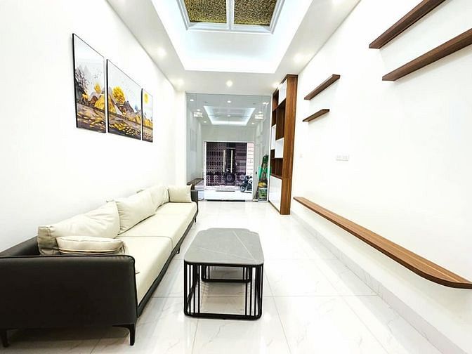 Hình ảnh THẬT! Bán nhà Hoàng Quốc Việt, CỰC ĐẸP, FULL NỘI THẤT, Ô TÔ ĐỖ CỬA