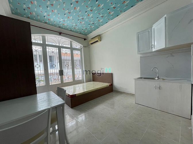 Hình ảnh Căn Hộ Có Bancol Full Nội Thất Mới 100% Giá Rẻ Quận 3 T10/2023
