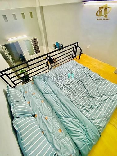 Hình ảnh Duplex đầy đủ tiện nghi có cửa sổ gần sân bay