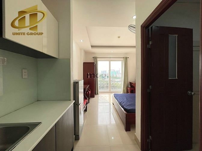 Hình ảnh STUDIO BAN CÔNG view cửa kính đầy đủ nội thất Q7