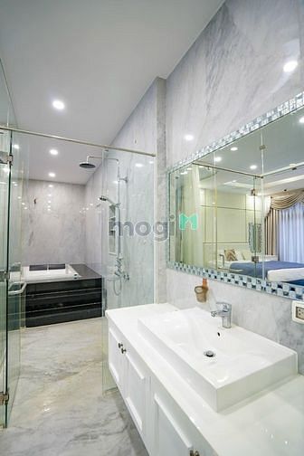 Hình ảnh Trang Chủ MB66.COM / Đăng Ký Tặng 66K rộng rãi 147m 3pn2wc full nội thất cao cấp. khóa e đang giử