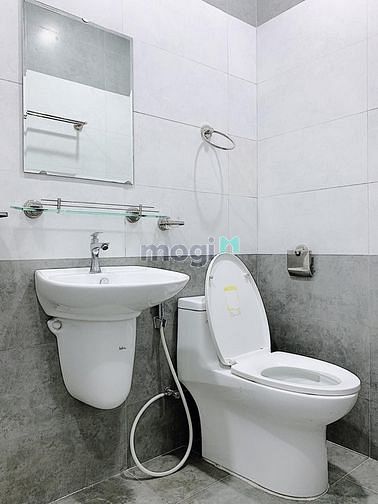 Hình ảnh Cân dịch vụ full nội thất gần với PĐB Bùi Viện, Siêu Thị Coopmart.