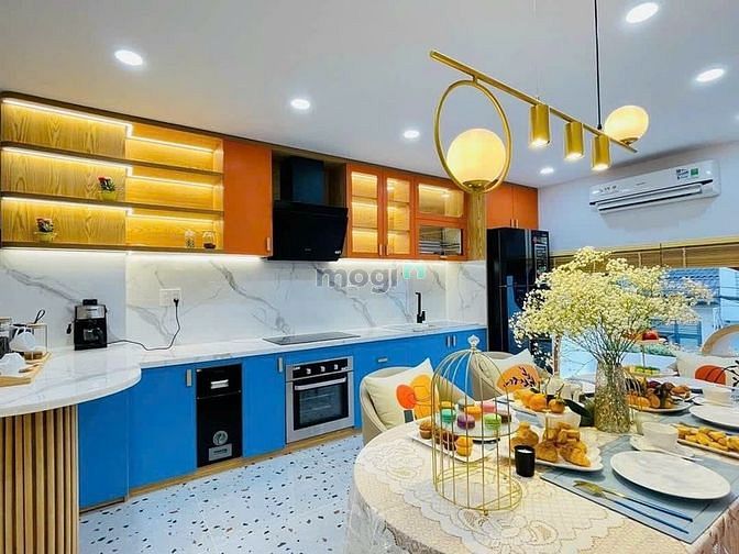 Hình ảnh Siêu phẩm có thang máy, gara ô tô Gò Vấp