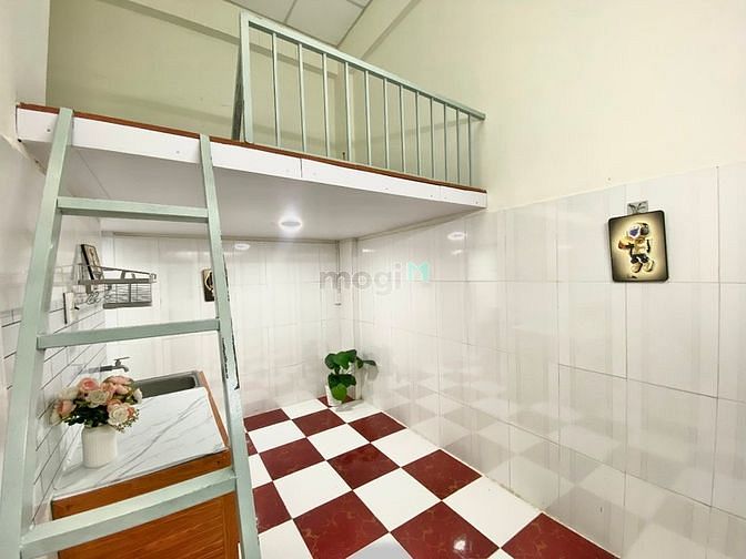 Hình ảnh 💥 Phòng Trọ Gác Lững 2m Có Máy Lạnh Ngay Sân Bay