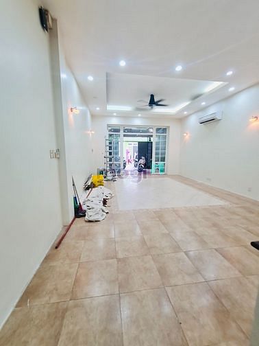 Hình ảnh Cho thuê nhà 31/10A Hoàng Hoa Thám, Tân Bình - Vị trí gần Chợ HHT