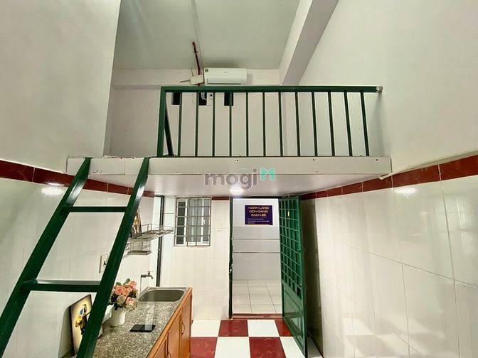 Hình ảnh 💥 Phòng Trọ Gác Lững 2m Có Máy Lạnh Ngay Sân Bay