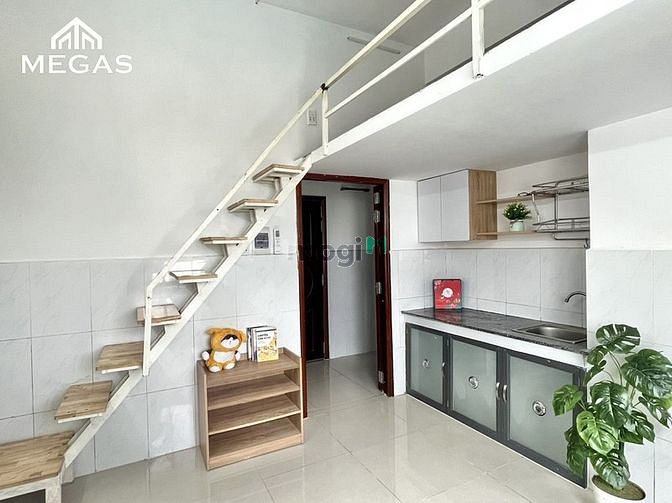 Hình ảnh Cho thuê CHDV dạng duplex - thang máy, hầm xe ngay Nguyễn Thị Định Q2
