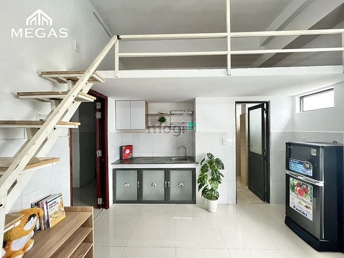 Hình ảnh Cho thuê CHDV dạng duplex - thang máy, hầm xe ngay Nguyễn Thị Định Q2
