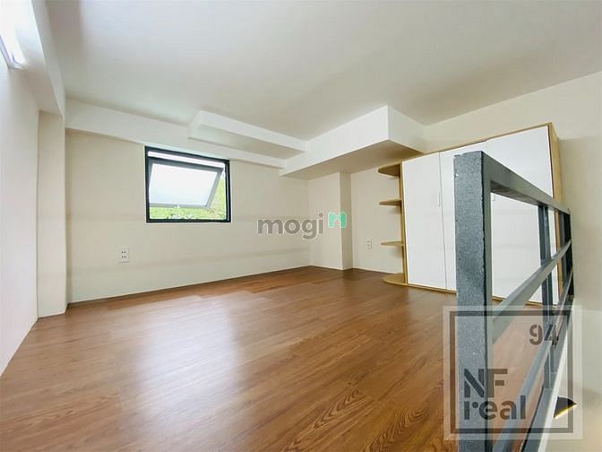 Hình ảnh (Duplex) Căn Gác Có Cửa Sổ Đối Diện Etown Tân Bình