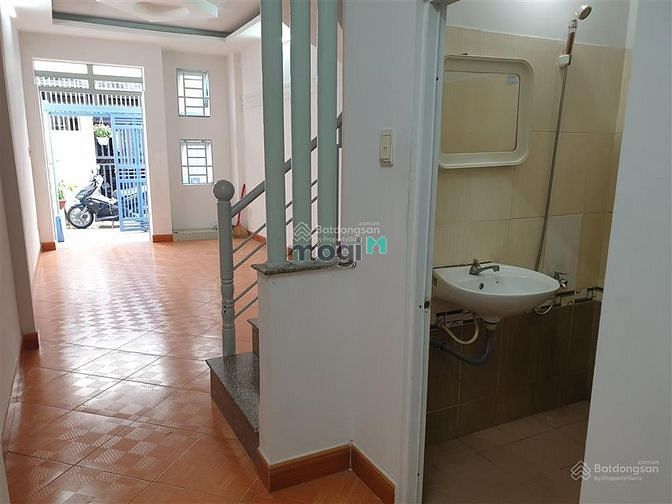 Hình ảnh Vỡ nợ bán nhà Phạm Văn Hai- Tân Bình- 56m2- sổ riêng- 1tỷ 420