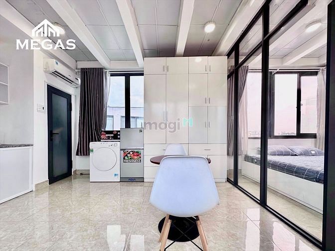 Hình ảnh Căn Hộ Full Nội Thất Mặt Tiền Bancol Giá Rẻ Quận 1