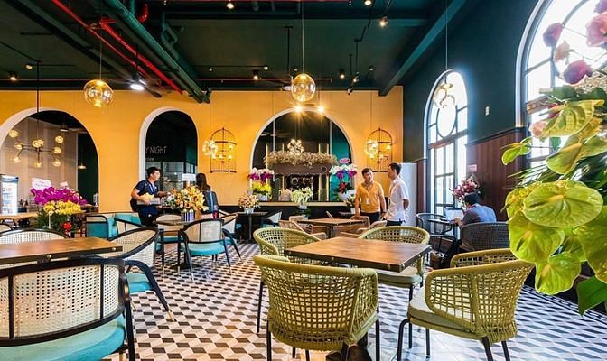 Hình ảnh CHDV cao cấp bao phí bancony full nội thất gần Lotte Q7