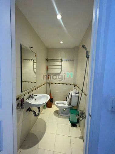Hình ảnh Nhà HXH đường XÓM CHIẾU SiÊu RẺ chỉ 1.3 tỷ có 80m2 SHR