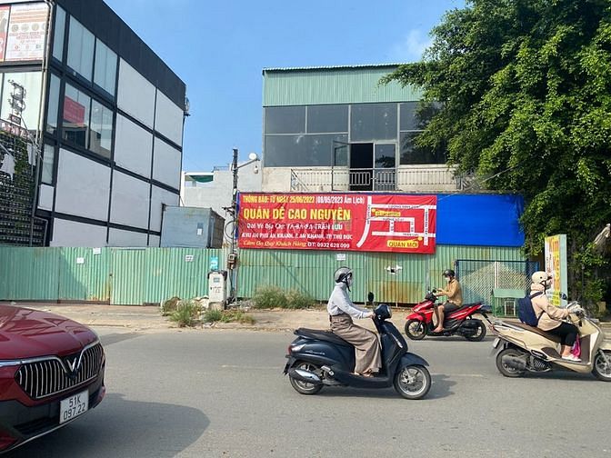 Hình ảnh Bán 2 lô đất Villa 400m2 ( 20x20 ) mặt tiền Cao Đức Lân, P An Phú, Q2