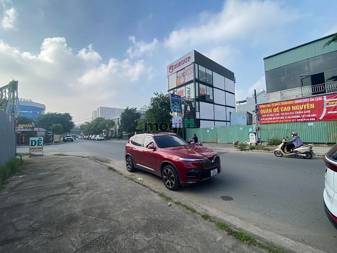 Hình ảnh Bán 2 lô đất Villa 400m2 ( 20x20 ) mặt tiền Cao Đức Lân, P An Phú, Q2