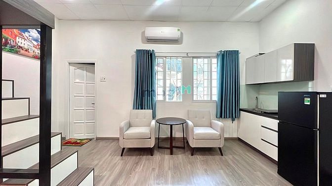 Hình ảnh Duplex Cửa Sổ Thoáng Ngay Lăng Cha Cả Quận Tân Bình