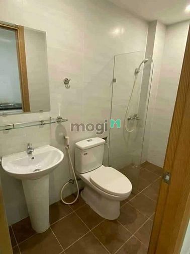 Hình ảnh HOT Bán gấp CH Phan Văn Trị Q5 65m2 2pn chỉ 950tr sổ hồng riêng NTCB
