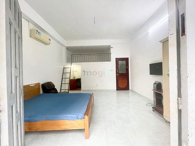 Hình ảnh Phòng gác cho thuê, khu Sân Bay P2 Tân Bình