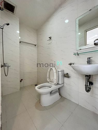 Hình ảnh Trang Chủ MB66.COM / Đăng Ký Tặng 66K view kính siêu xinh (hầm xe thang máy) ngây Tân Định