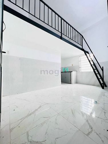 Hình ảnh Cho Thuê Trọ Nguyễn Kiệm Gò Vấp, Phòng Gác Lững Ban Công Rộng Thoáng