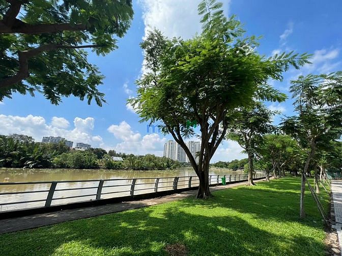 Hình ảnh Bán đất mặt sông Quận 2 đường Lê Hữu Kiều DT 17x24 (400m2) Chỉ 102tr/m