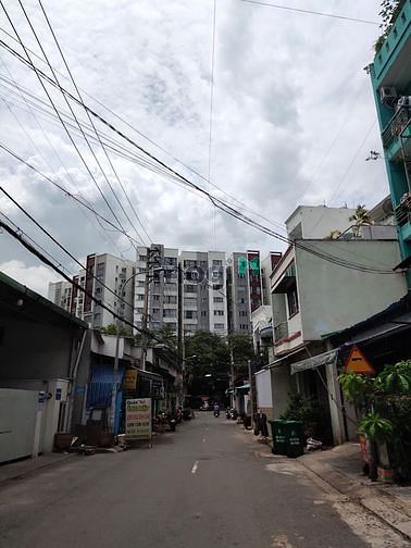 Hình ảnh Bán nhà có 2 tầng, trệt, lững, mái.