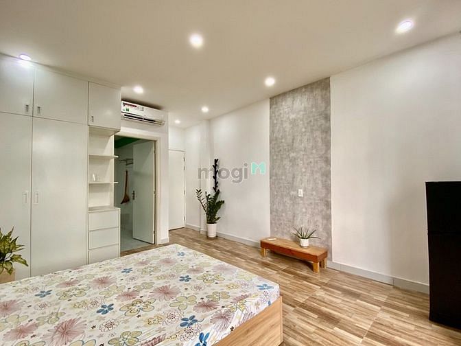 Hình ảnh Cho Thuê Căn Hộ Studio Ban Công Gần Đh Văn Hiến _Tân Bình