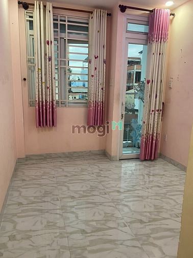 Hình ảnh Cho thuê nhà Trần Quang Diệu, p14, Quận 3
