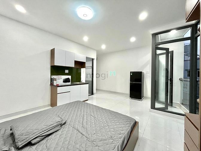 Hình ảnh Căn Hộ Cao Cấp - Bancol Siêu Thoáng ngay CV HOÀNG VĂN THỤ- CỘNG HOÀ