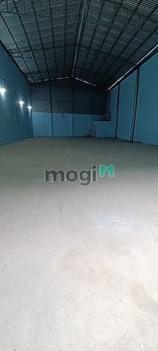 Hình ảnh Cho thuê kho đường Hồ Văn Long  500m2