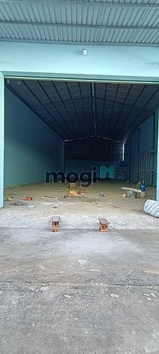 Hình ảnh Cho thuê kho đường Hồ Văn Long  500m2