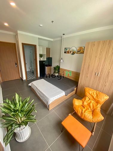 Hình ảnh Căn Hộ Studio Full Nội Thất Cửa Sổ Lớn Ngay Sân Bay - Công Viên HVT
