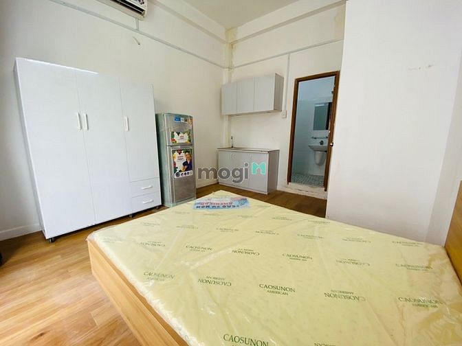 Hình ảnh Cho Thuê Căn Hộ Studio Ban Công Gần DH Hoa Sen_Quận 10
