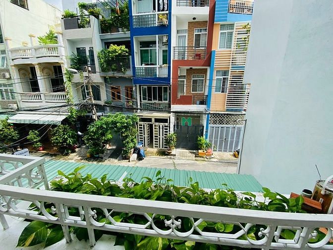 Hình ảnh Cho Thuê Căn Hộ Studio Ban Công Gần DH Hoa Sen_Quận 10