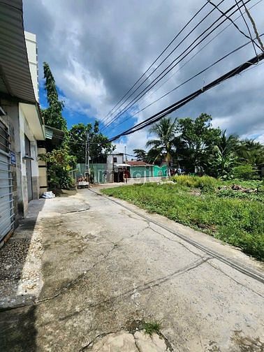 Hình ảnh Bán Lô Góc 81m2 ngay KDC đông đúc
