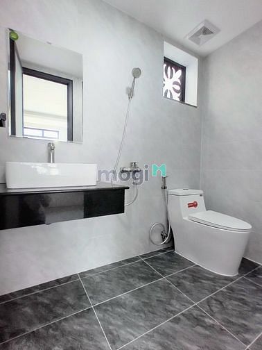 Hình ảnh CĂN HỘ FULL NỘI THẤT MỚI 100% cửa sổ rộng siêu thoáng mát