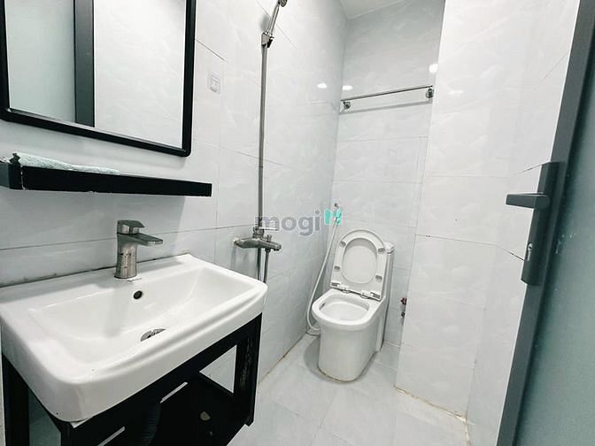 Hình ảnh Studio Ban Công Mới Tinh Ngay Mặt tiền Trường Sa, Tân Bình